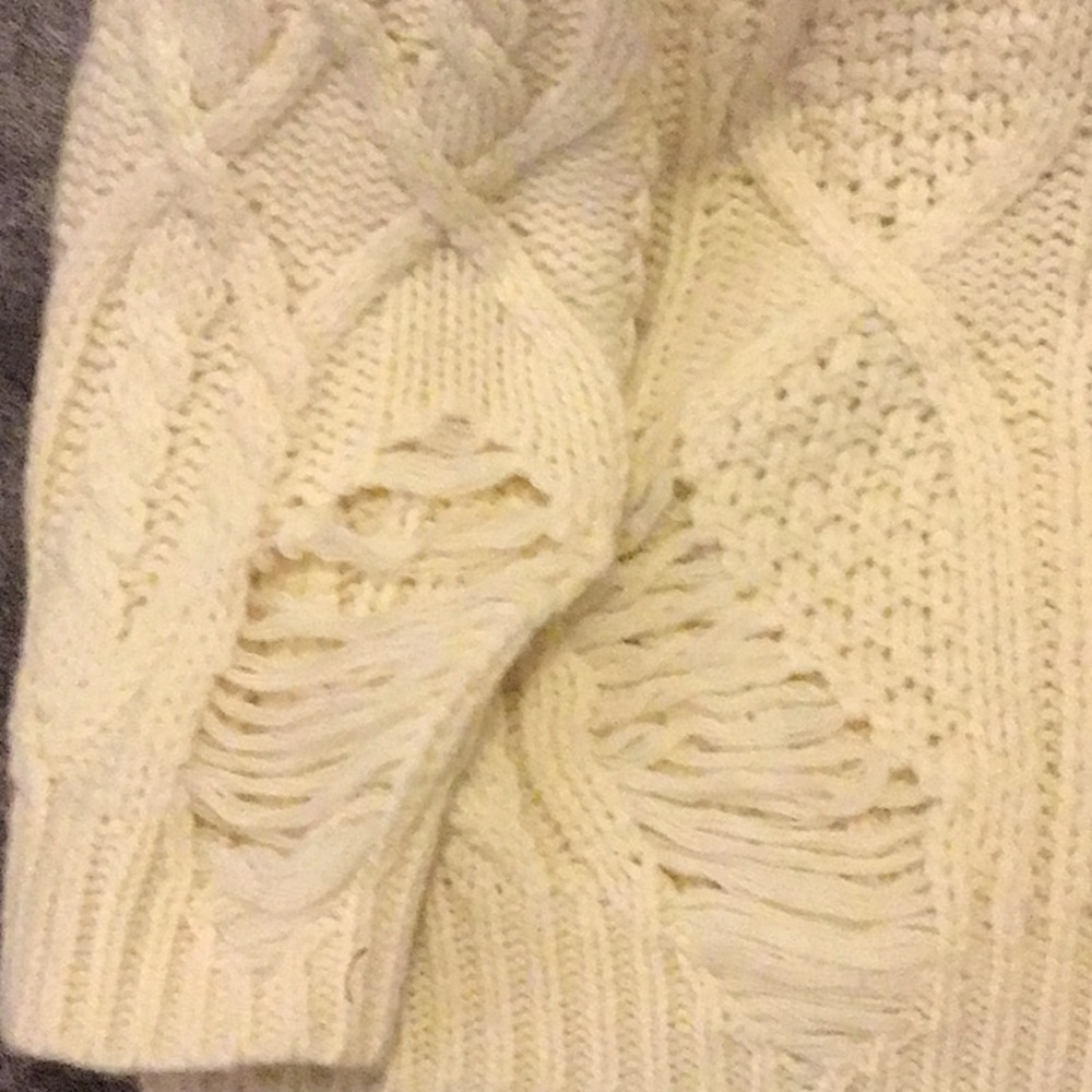 Cable Knit Cream Sweater - Picture 3 of 5